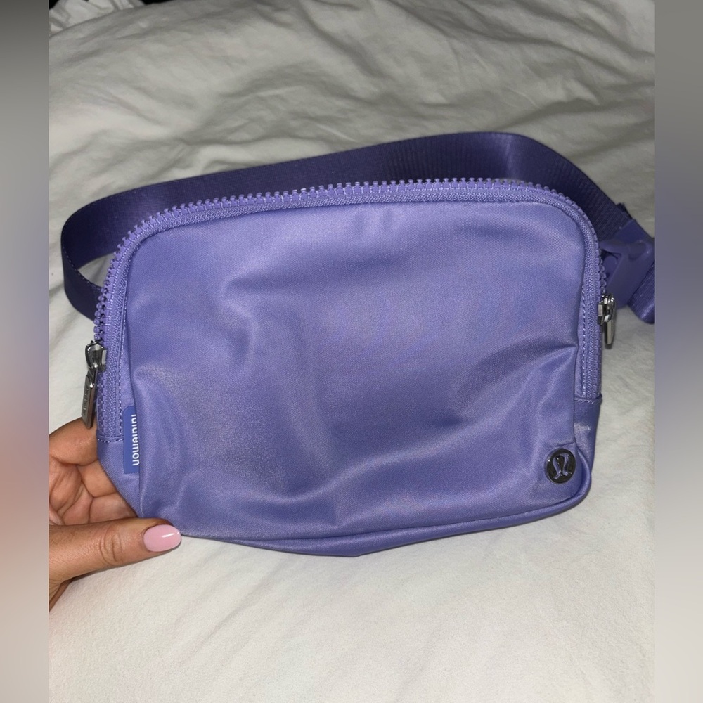 LULULEMON BELT BAG LARGE